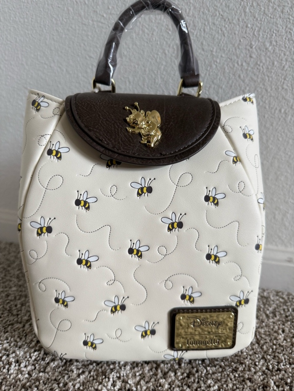 Loungefly Disney Pooh bee Mico Mini Backpack in Cream, Black & Yellow, NWT - Picture 2 of 9